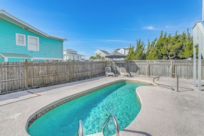 House (3 Bedrooms) | Front of property