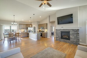 House (4 Bedrooms) | Front of property - < 1 Mi to Rio Grande Trails: Quiet Alamosa Escape (Alamosa)