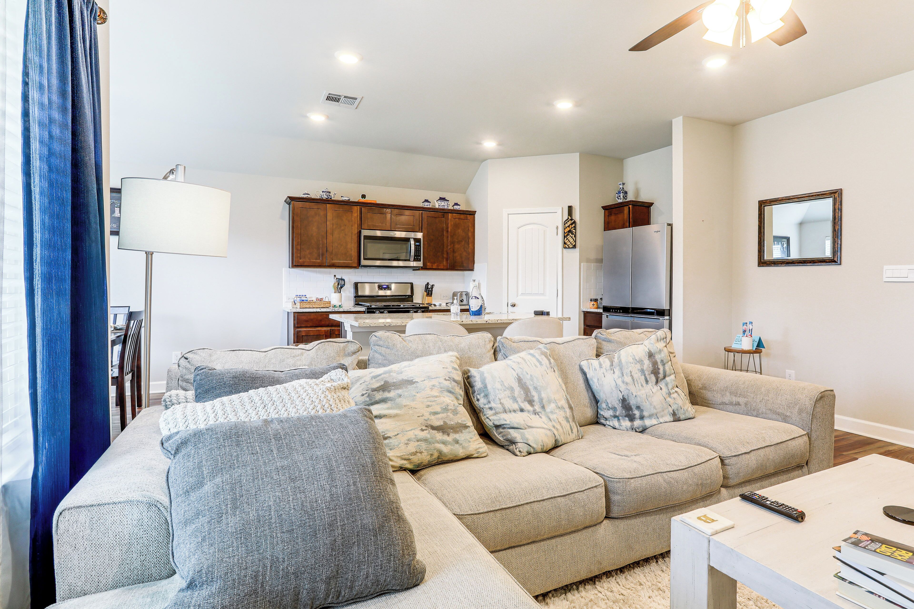 المنشأة من الداخل