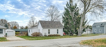Half-mi to High Trestle Trail! Iowa Adventure Base