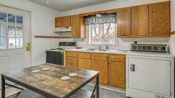 House (1 Bedroom) | Interior