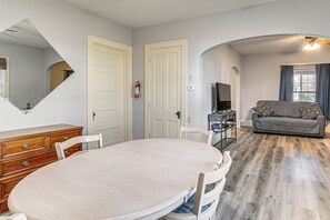 Casa (2 Bedrooms) | Interior