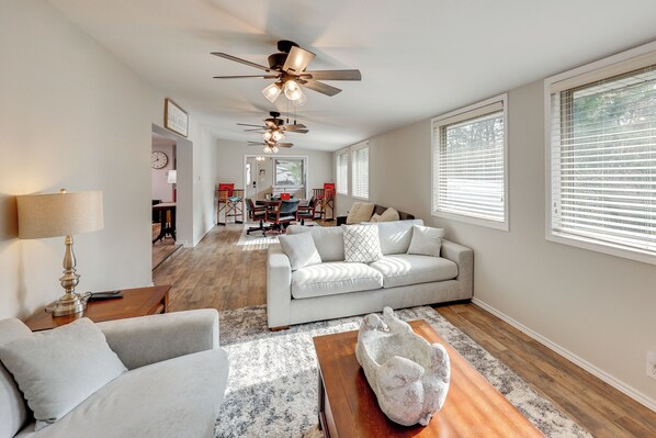 House (2 Bedrooms) | Interior