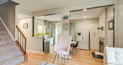 2 Mi to Lake Elkhorn Park: Family Gem w/ Deck!