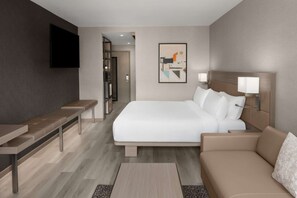 Schreibtisch, Bügeleisen/Bügelbrett, WLAN, Bettwäsche