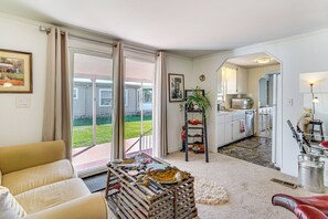 House (1 Bedroom) | Interior - Pool Access! Couples Haven 4 Mi to Dtwn Fort Myers (North Fort Myers)