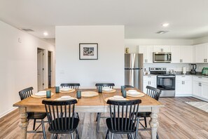 House (3 Bedrooms) | Interior - 6 Mi to State Park: Newly Built Home in Benson! (Benson)