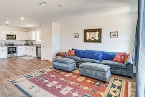 House (3 Bedrooms) | Interior - 6 Mi to State Park: Newly Built Home in Benson! (Benson)