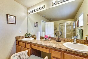 House (3 Bedrooms) | Interior - 4 Mi to Weeki Wachee Springs! Fun-filled Home (Spring Hill)