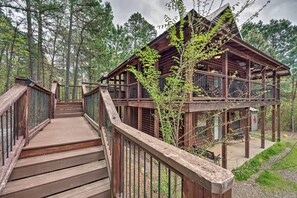 House (3 Bedrooms) | Interior - Southern Hills Cabin Near Beavers Bend State Park! (Broken Bow)