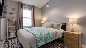 Desk, iron/ironing board, travel crib, WiFi