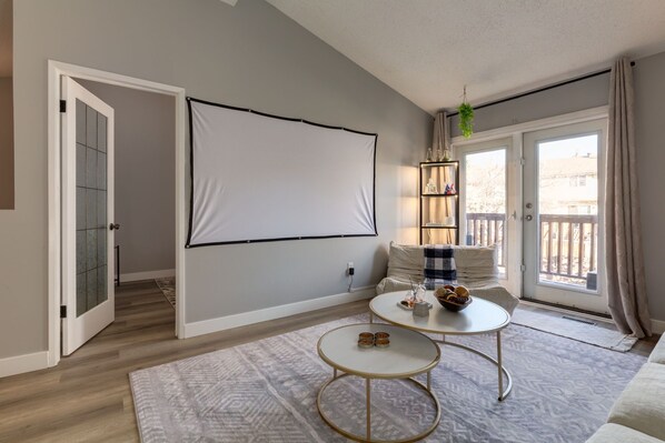 TV, offices - Calgary NW Townhouse | Projector & Game Room (Calgary)
