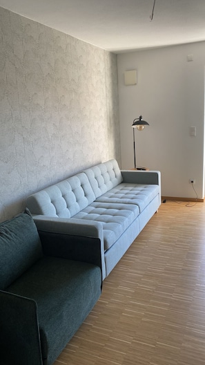 Living area - Dorey Home P5- Stylish apartment| Central (Passau)