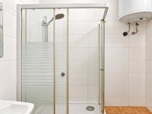 Bathroom - Inviting Simmering Apartment with 2 Bedrooms (Vienna)
