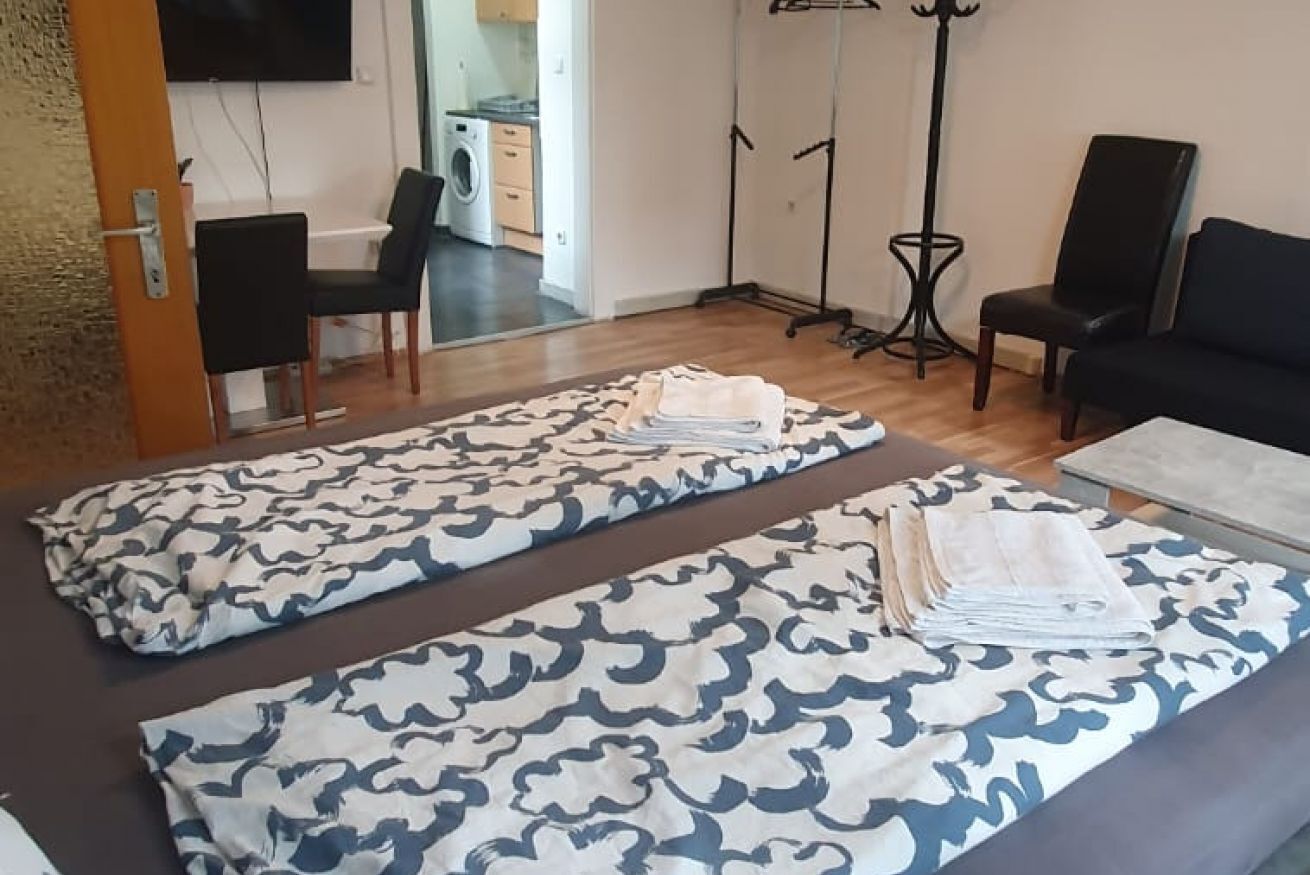 2 bedrooms, WiFi, bed sheets