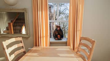 Cottage | Tempat makan