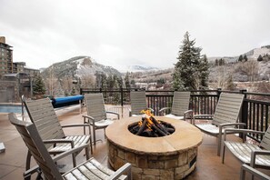 Property grounds - New Listing! Riverfront Lodge Luxury | Steps to Gondola & Beaver Creek Views (Avon)