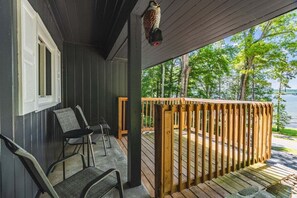 Unclassified image, 3 of 49, button - A Lakeview Getaway in Guntersville, AL (Guntersville)