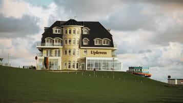 Bagian depan properti