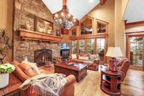 Smart TV, fireplace, DVD player, offices