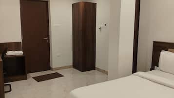 Dobbeltrom – deluxe | Lydisolert og wi-fi (inkludert)