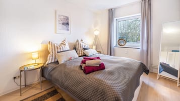 Bügeleisen/Bügelbrett, WLAN, Bettwäsche