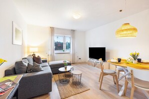Living area - Apartment 'Horsti' with Wi-Fi (Timmendorfer Strand)