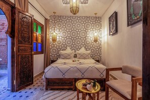 Desk, iron/ironing board, free WiFi - Elegant Riad Musée: Authentic Marrakech Charm in the Medina (marrakech)