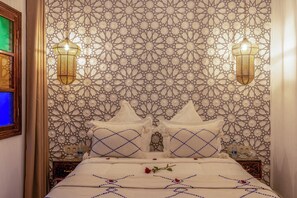 Desk, iron/ironing board, free WiFi - Elegant Riad Musée: Authentic Marrakech Charm in the Medina (marrakech)