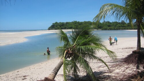 Serene 2-bedroom cottage in Ilha de Itamaracá awaits you