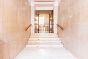 Interior - Vivilo Collection - Magnagrecia 29 View Apartment (Roma)