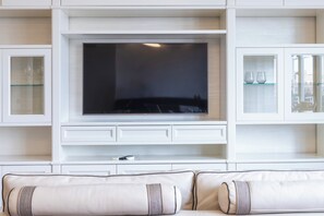 TV - Vivilo Collection - Magnagrecia 29 View Apartment (Roma)