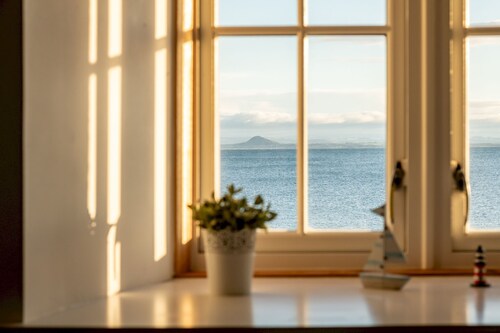 Granary Sea (No 5) | Elie