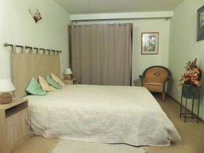 Fer et planche Ă repasser, Wi-Fi gratuit