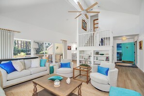 TV - Artist's Oasis-Peaceful home with private pool & pet friendly (Pawley Island)