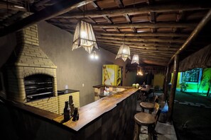 Interior - Casa Villa da Apa, with its cinematic sunsets, welcomes pets. (Japaratinga)