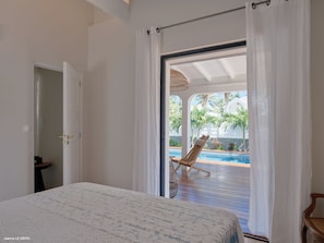 In-room safe, desk, iron/ironing board, free WiFi
