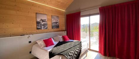 Superior Room, Kitchen | Soundproofing, free WiFi, wheelchair access