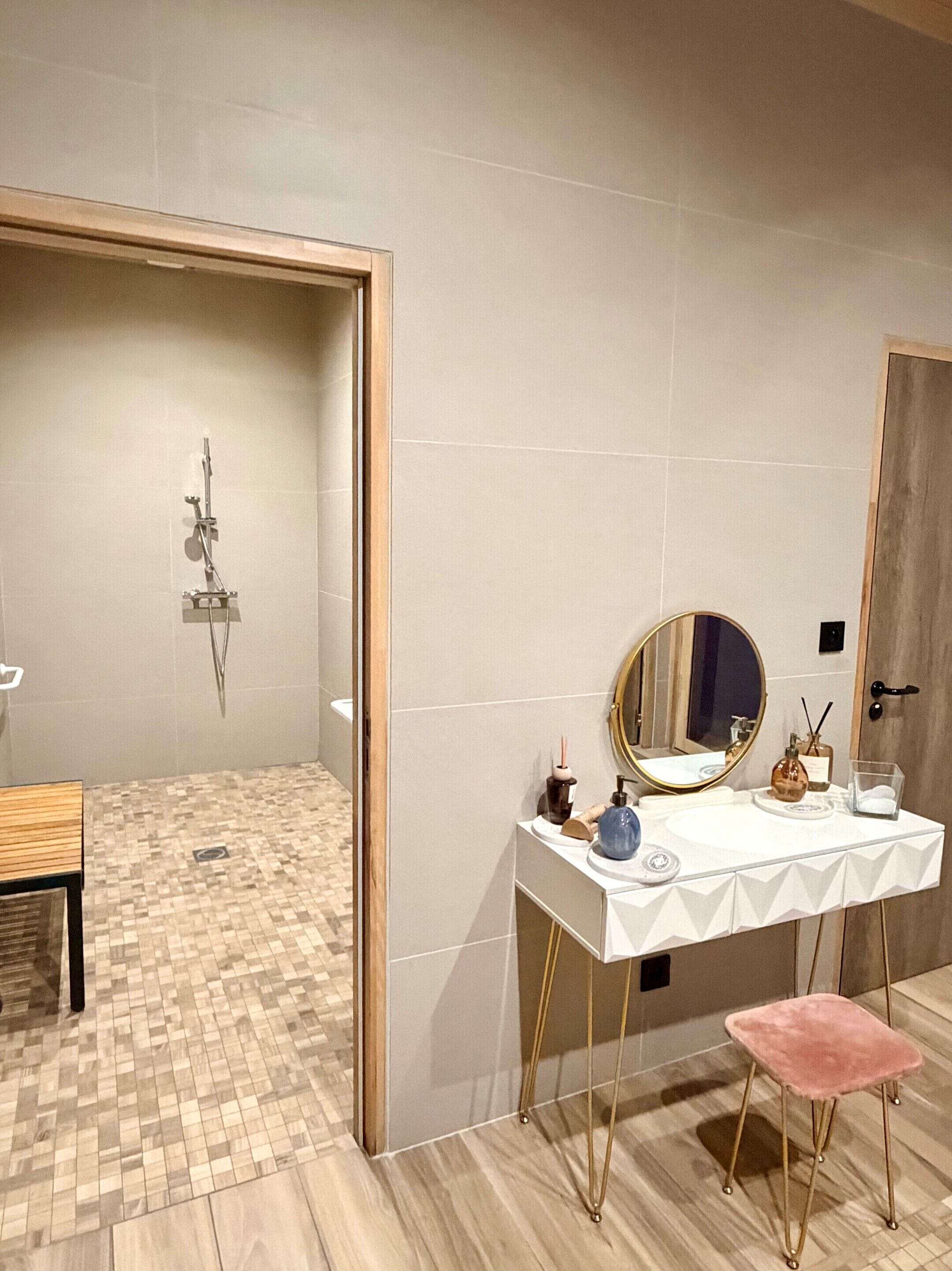 Superior Quadruple Room, Ensuite | Spa