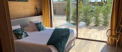 Superior Room, Kitchen | Soundproofing, free WiFi, wheelchair access