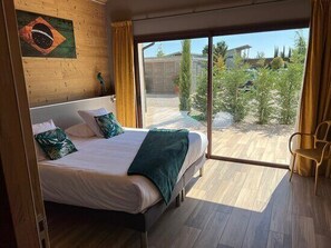 Superior-huone, keittiö | Äänieristys, ilmainen Wi-Fi, pääsy pyörätuolilla