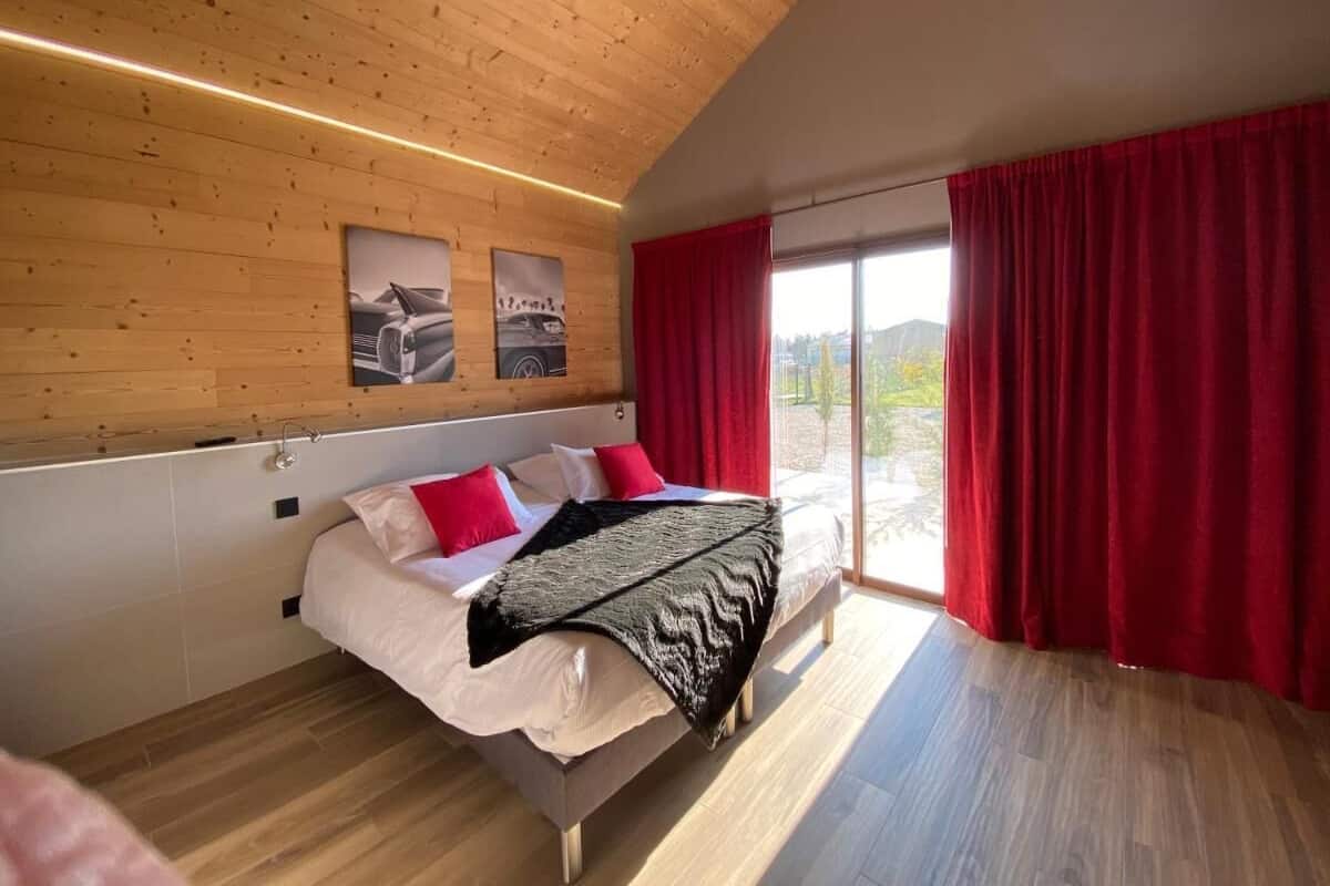 Habitación superior, cocina | Sistema de insonorización, wifi gratis, accesible en silla de ruedas