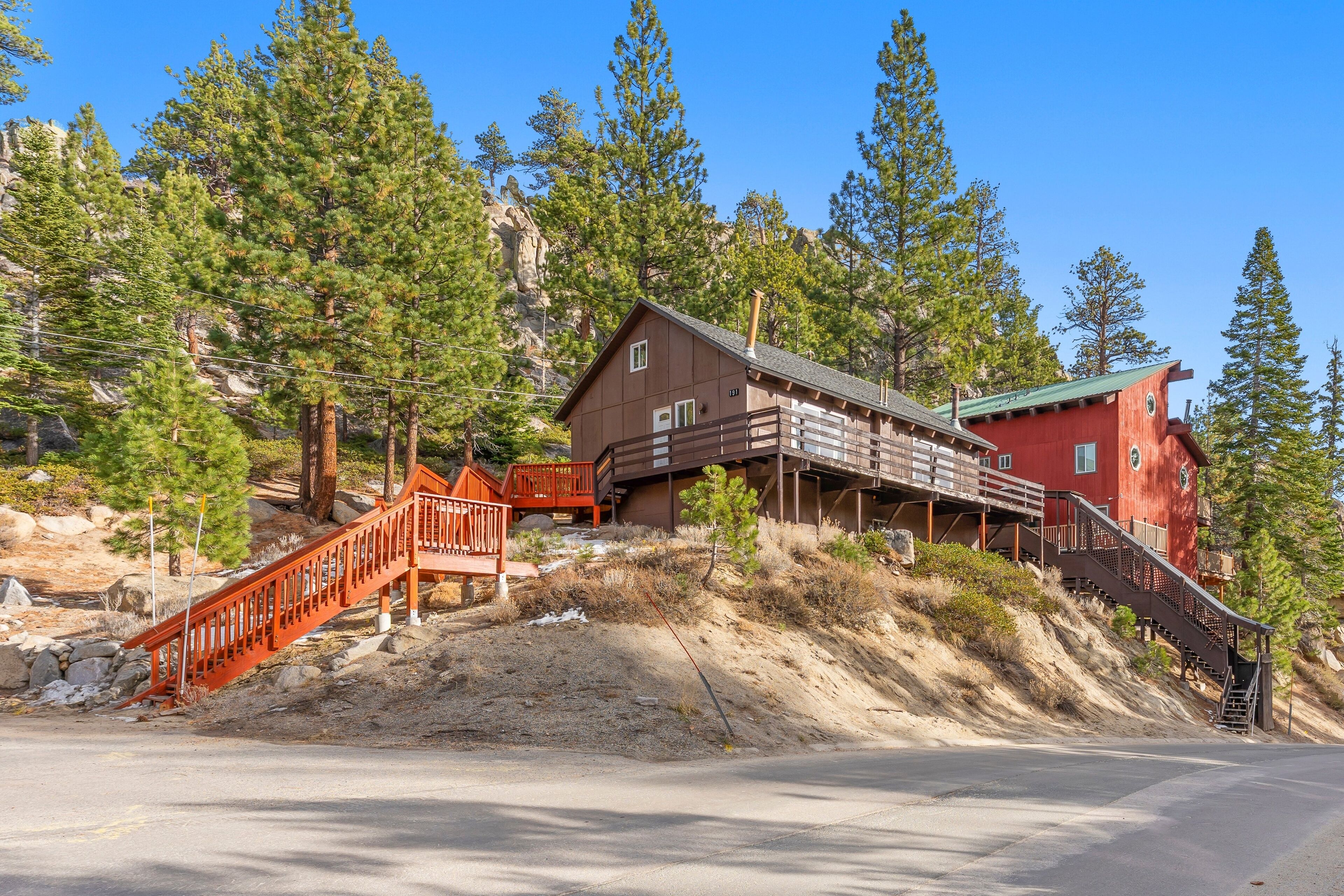 House, 2 Bedrooms | Exterior