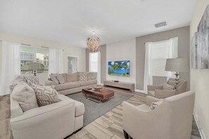 Villa, 6 Bedrooms | Living area - Luxury Pool/spa Home With Lots Of Sunshine! 6 Bedroom Villa (Davenport)
