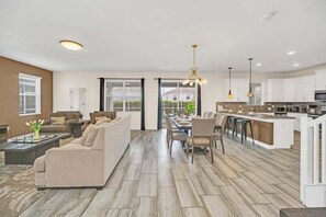 Villa - 6 sovrum | Interiör