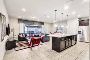 Townhome, 4 Bedrooms | Interior - Beautiful Tranquil Relaxing Home With Private Pool 4 Bedroom Townhouse (Kissimmee)