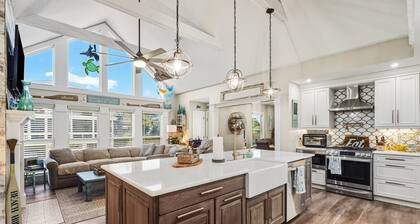 Santorelli's Seaside Serenety 4 Bedroom Home