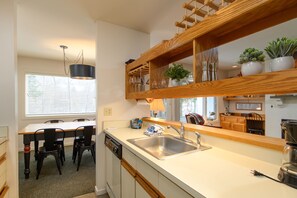 Condo, 2 Bedrooms | Private kitchen | Fridge, oven, coffee/tea maker, toaster - Glades 13 2 Bedroom Condo (Warren)