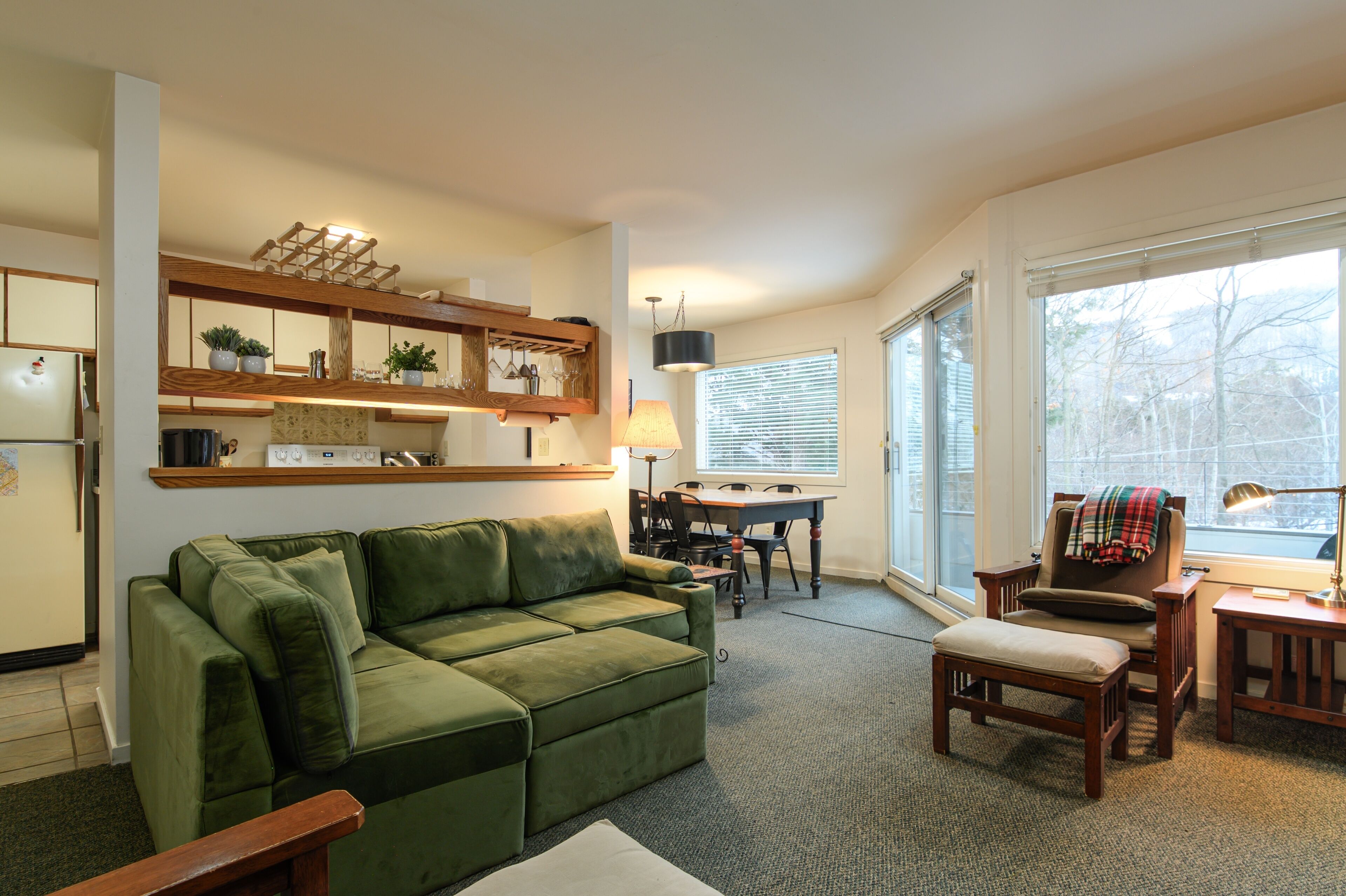 Condo, 2 Bedrooms | Living area | Smart TV