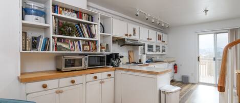 Apartment, 2 Schlafzimmer | Eigene Küche | Kühlschrank, Wasserkocher mit Kaffee-/Teezubehör, Toaster